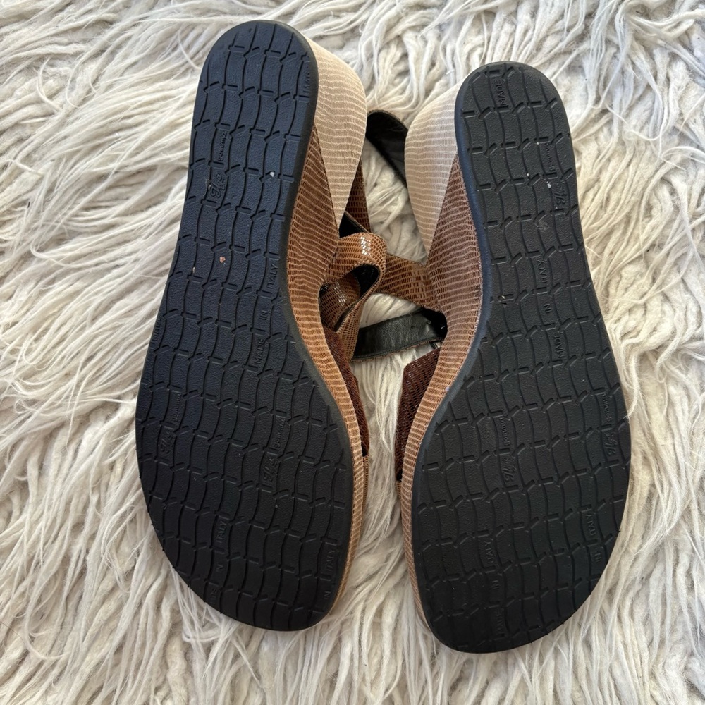Thierry Rabotin Vintage Patch Work Brown Lizard Leather Wedge Sandals EUC 37.5 - Picture 6 of 8